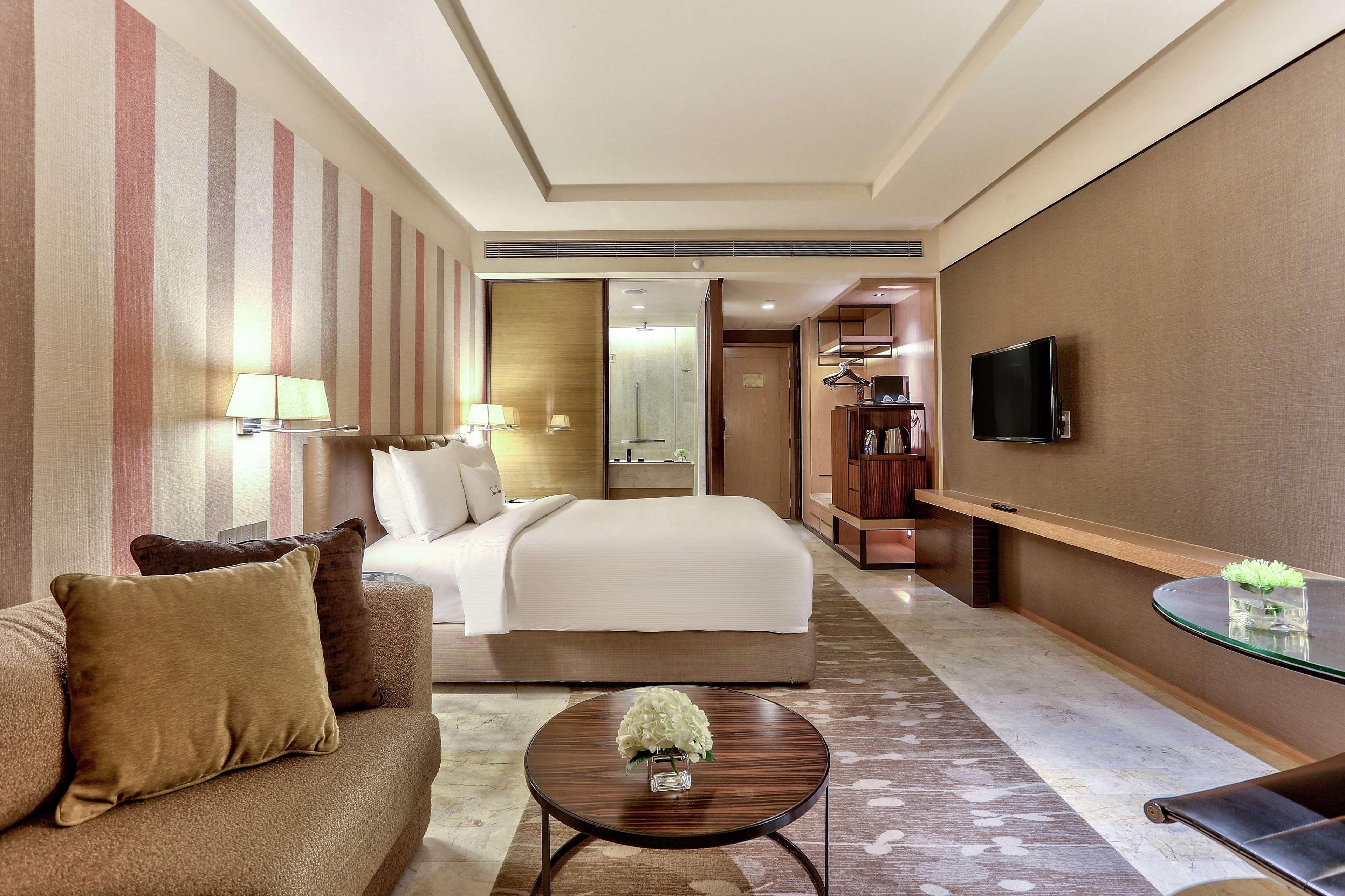 Doubletree By Hilton Sukhumvit Отель 5*