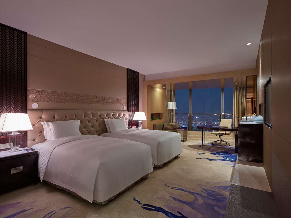 Отель Doubletree By Hilton Sukhumvit